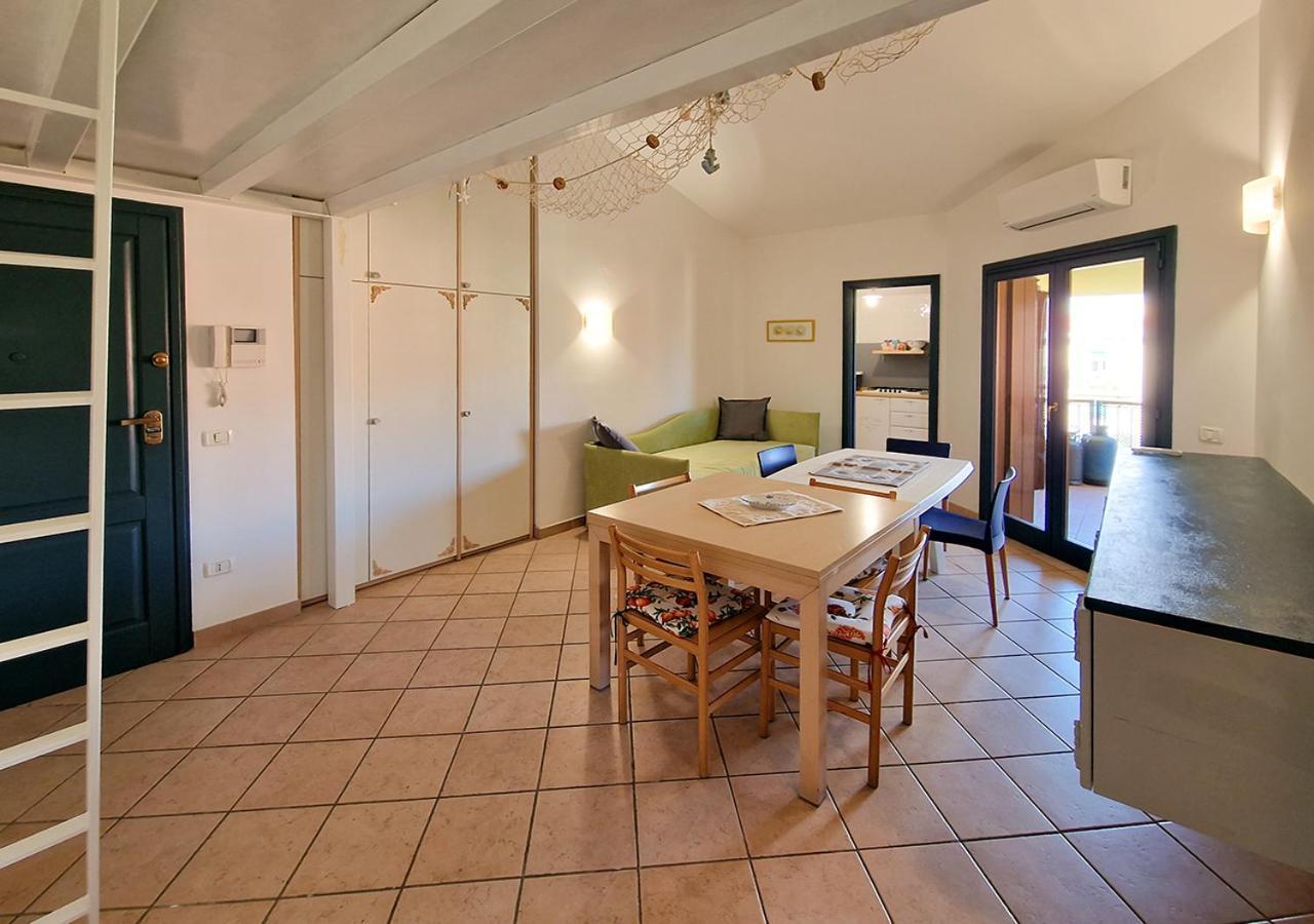 לה מדלנה Murphy Holiday Home - Residenza Aldo Moro 02 מראה חיצוני תמונה